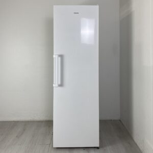 CYLINDA Kylskåp K2385H W8363
