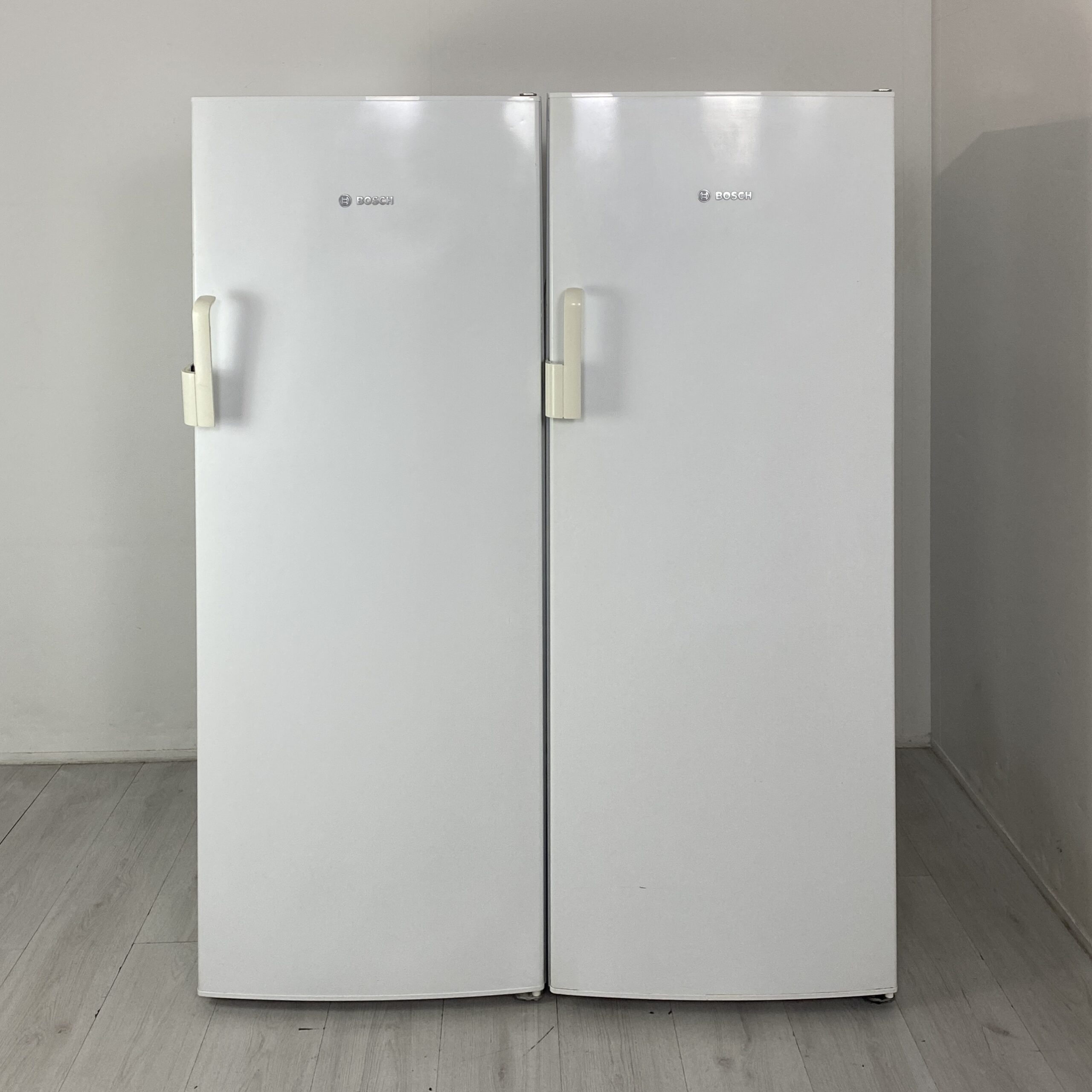 BOSCH Kyl/frys-set KSR30N00SD/GSD26N10 W9076