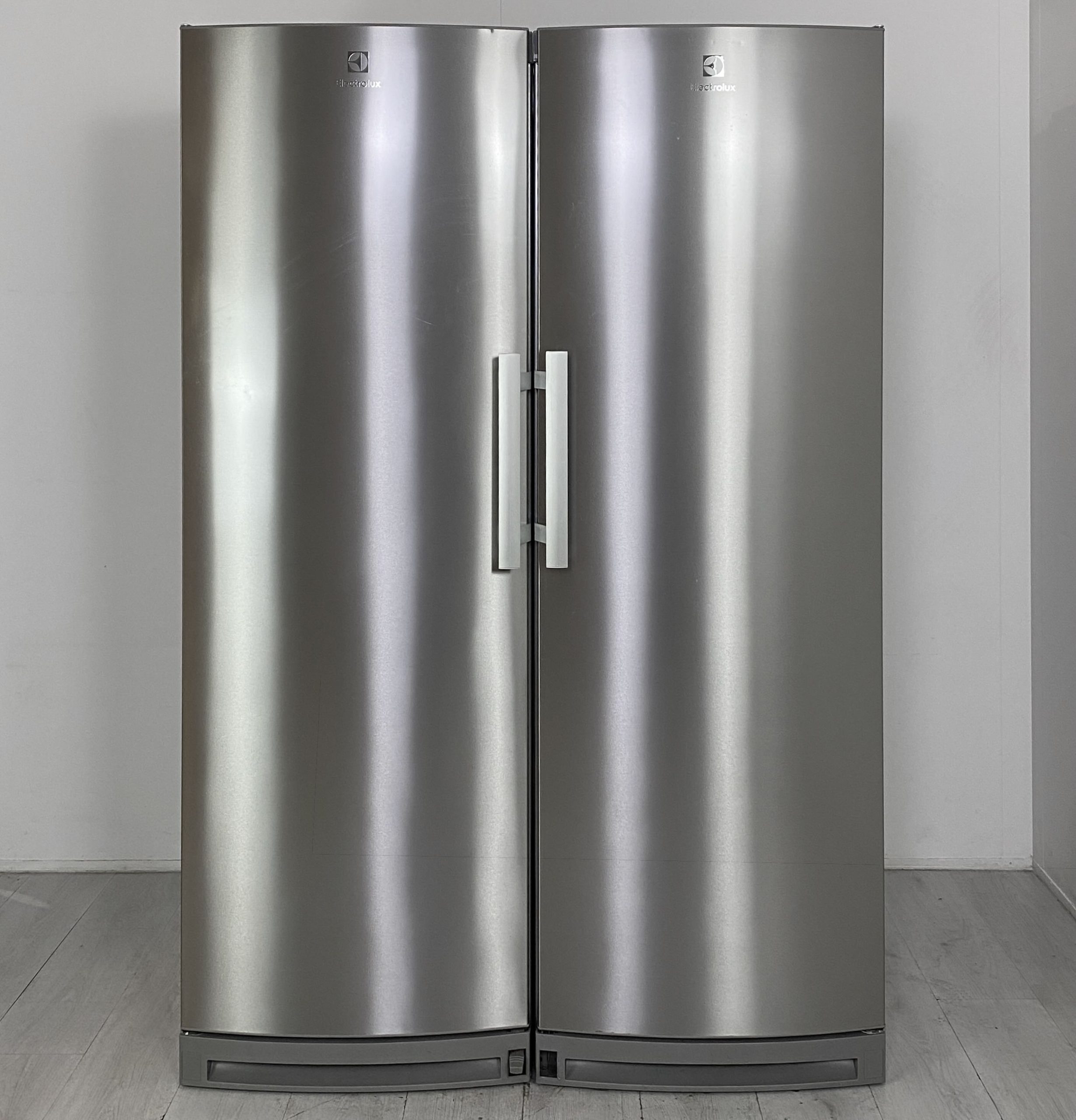 ELECTROLUX Kyl/frys-set ERF3100OOX/EUF2907OOX W9686