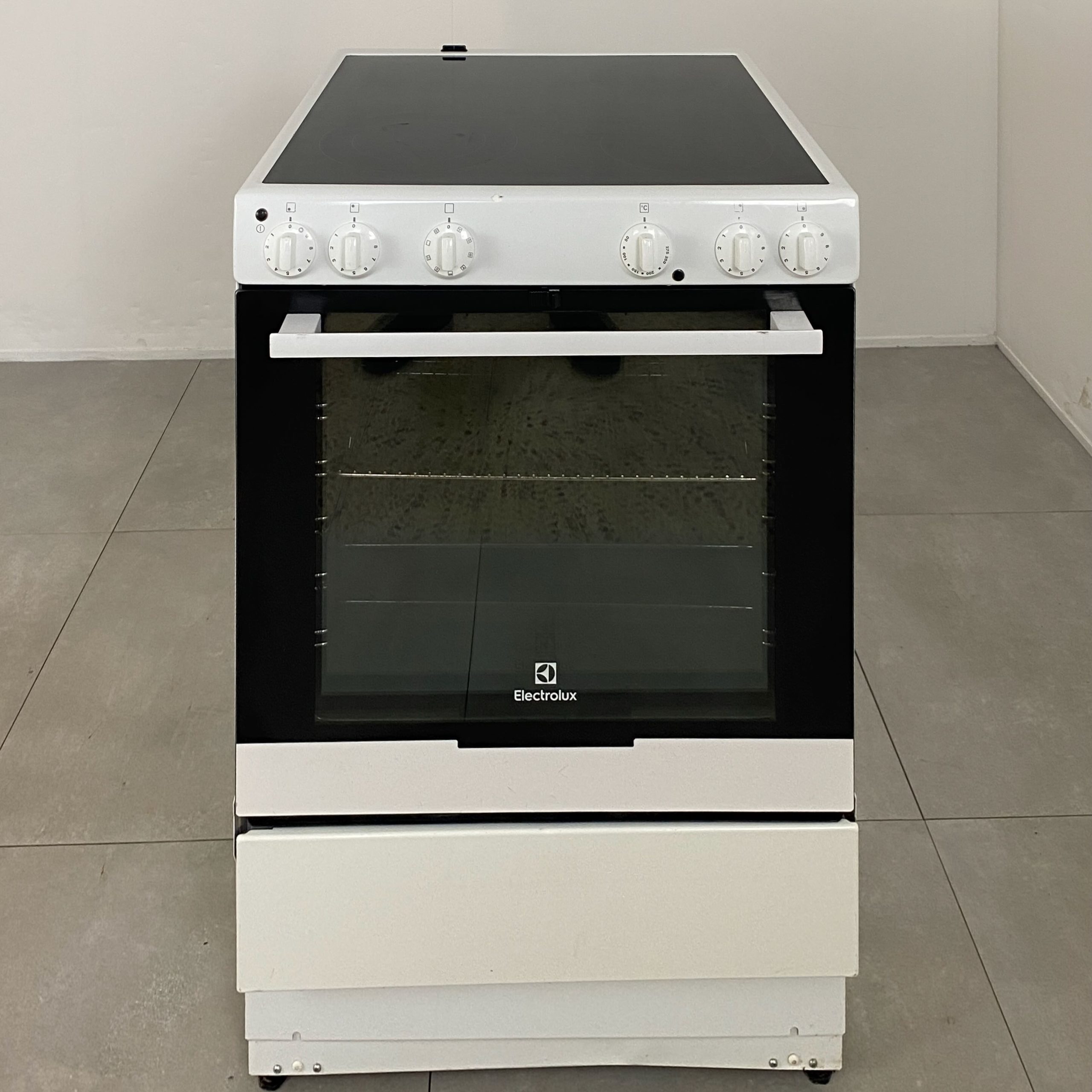 ELECTROLUX Spis EKC6051BOW K1201