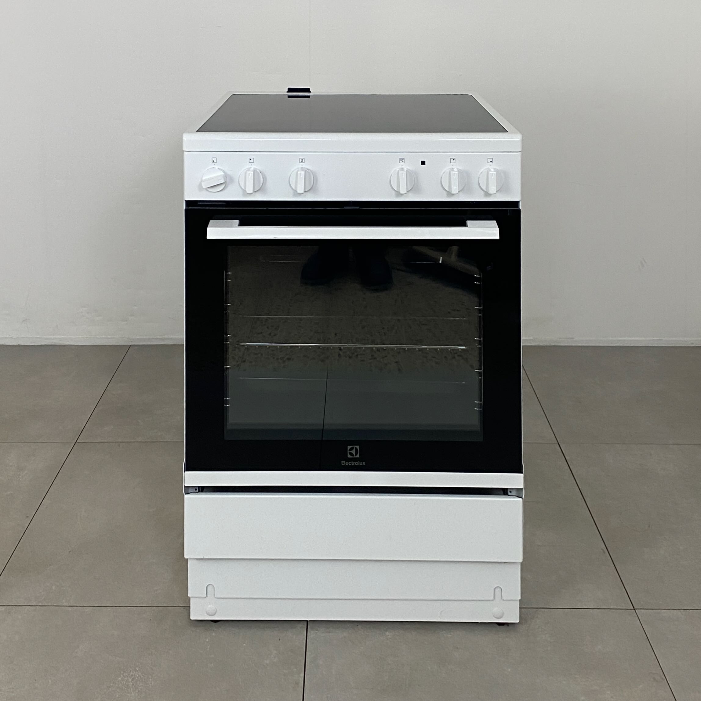 ELECTROLUX Spis KKR6001ASW K1408