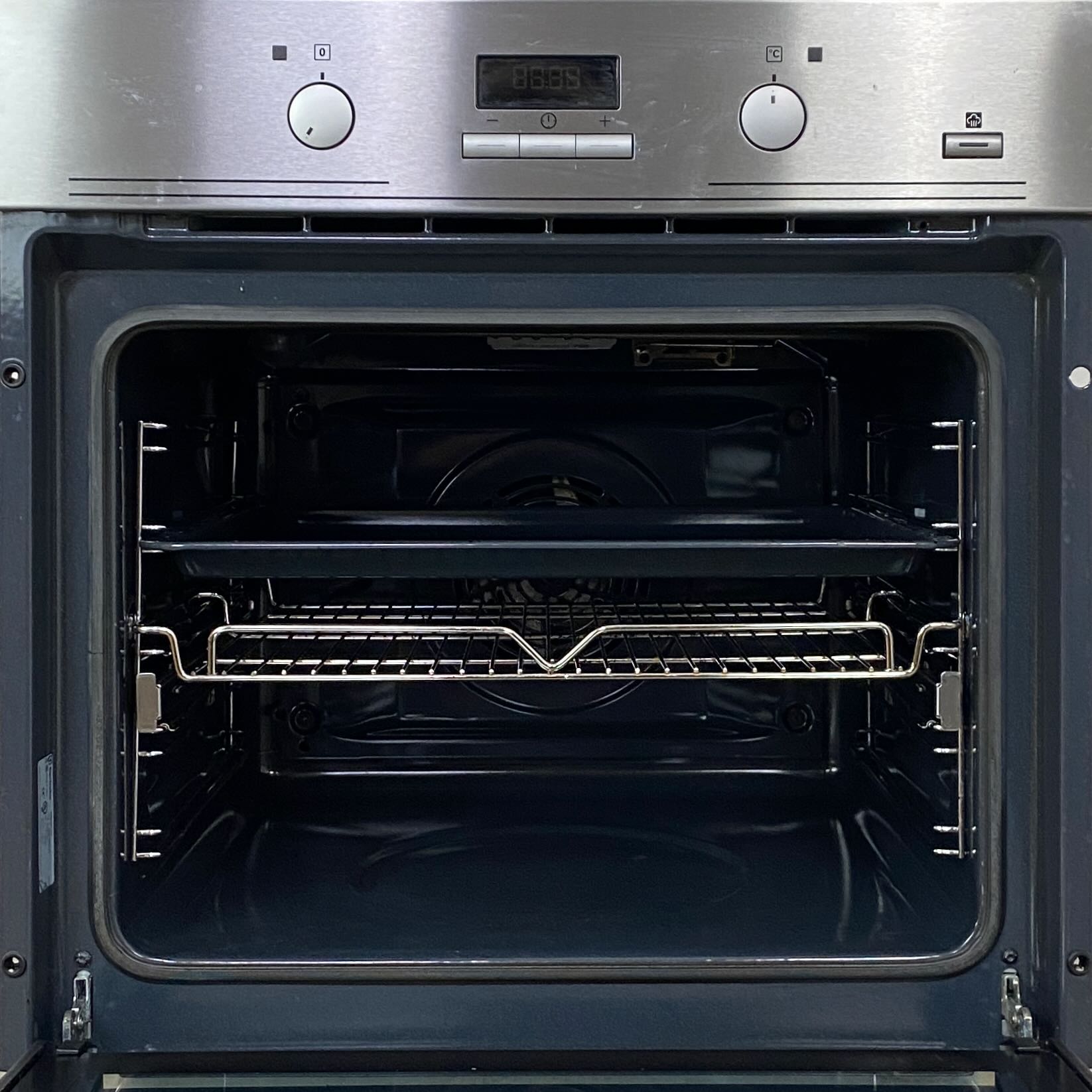 ELECTROLUX Inbyggnadsugn EOB3454AOX K1435 - Bild 2