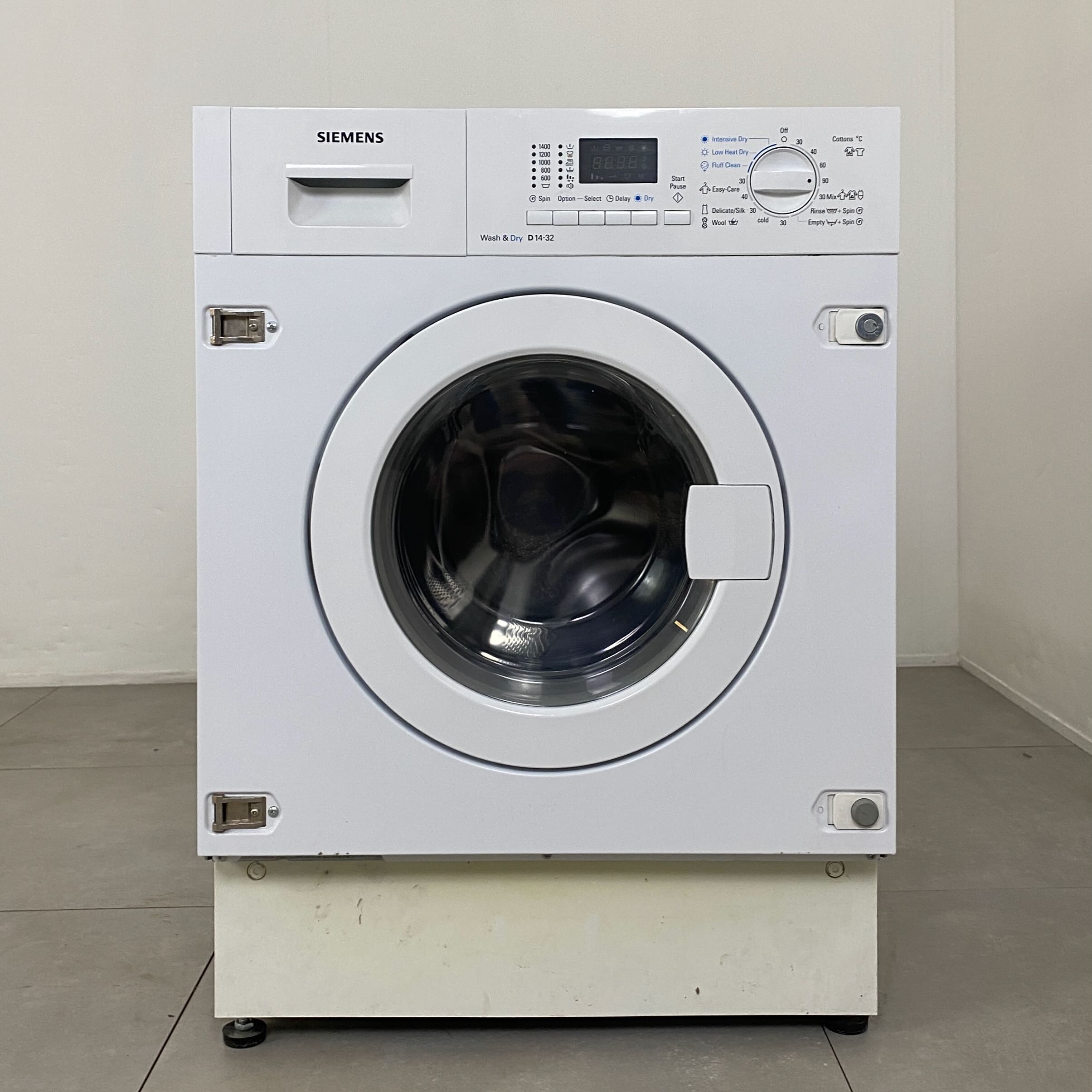 SIEMENS Tvätt/Tork-kombi WK14D320EU K1523