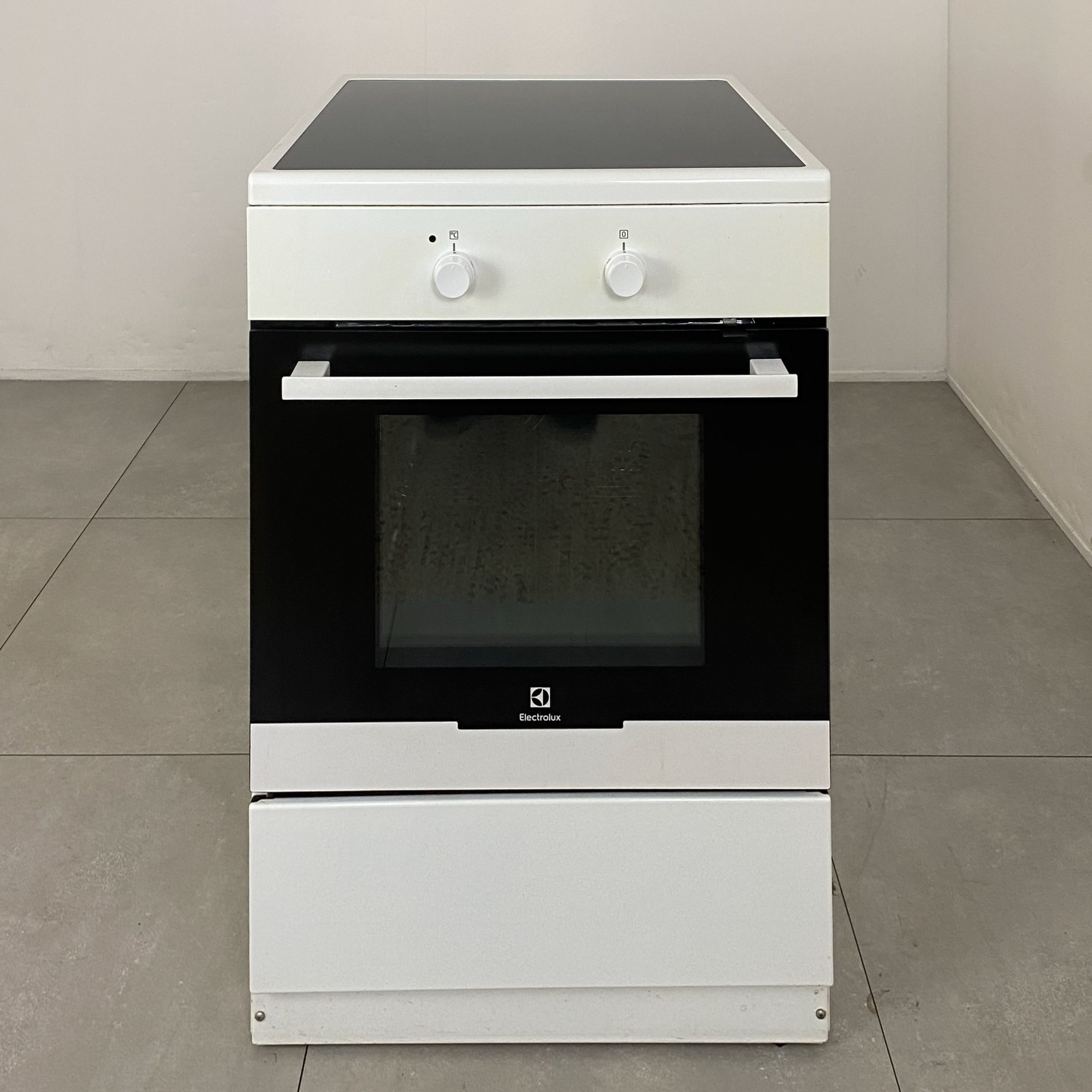 ELECTROLUX Spis EKI60305IW K1601