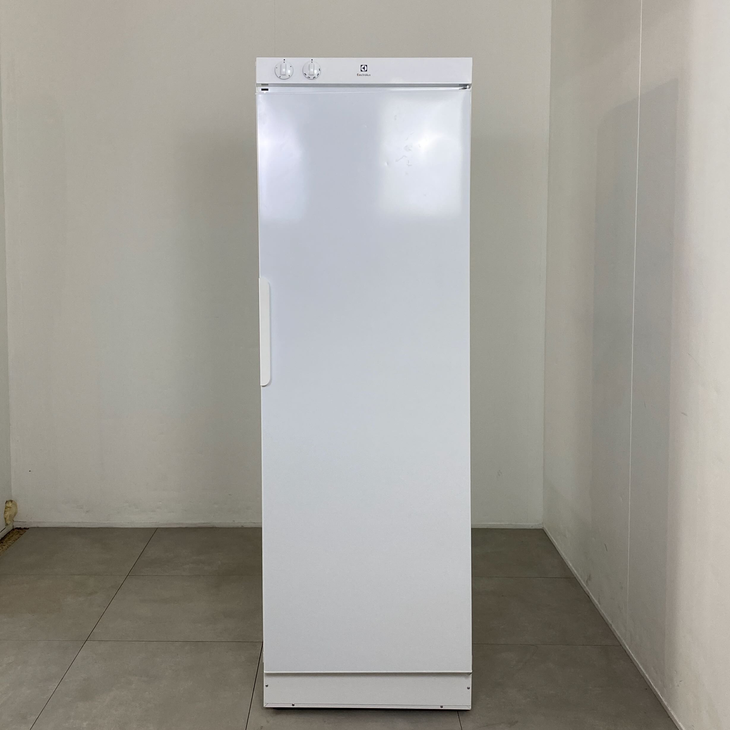 ELECTROLUX Torkskåp DC3500TWR K1767