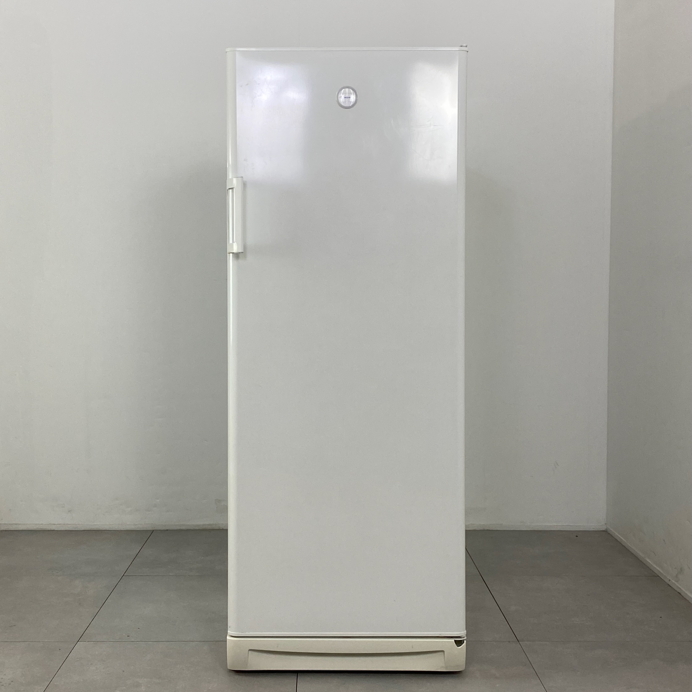 ELECTROLUX Frysskåp EU7703C K2208
