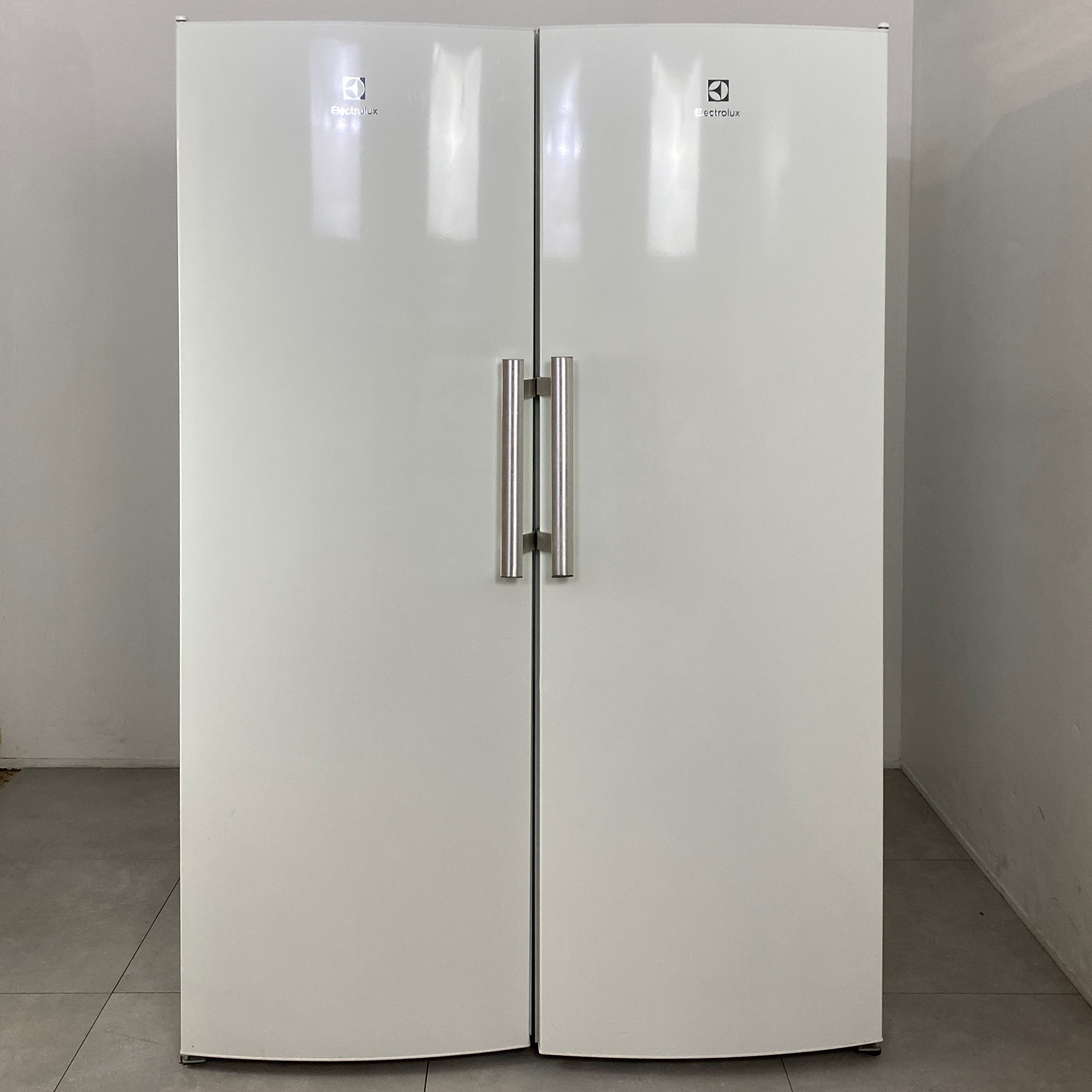 ELECTROLUX Kyl/Frys-set LRC4AF35W/LUB1AF25W K2302