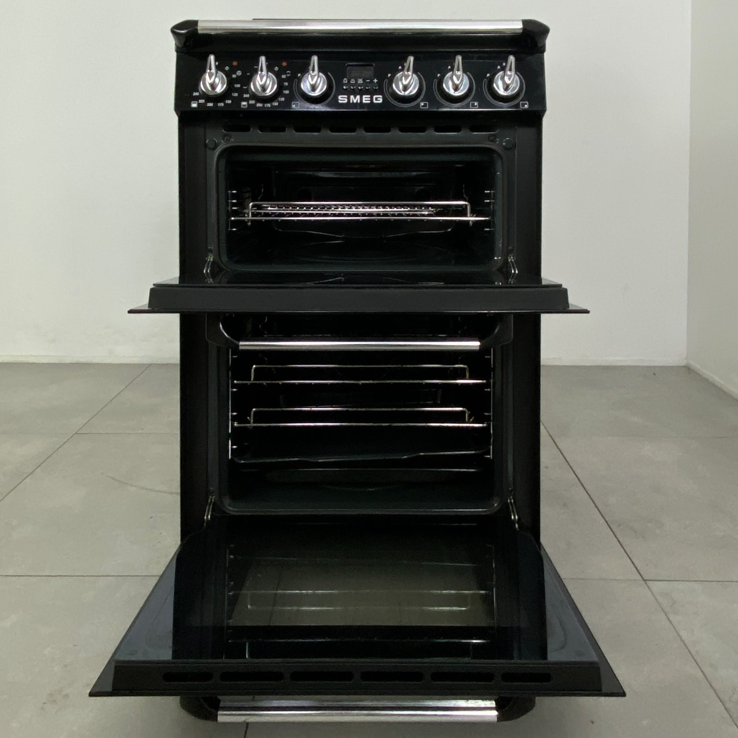 SMEG Induktionsspis TR62IBL K2393 - Bild 2