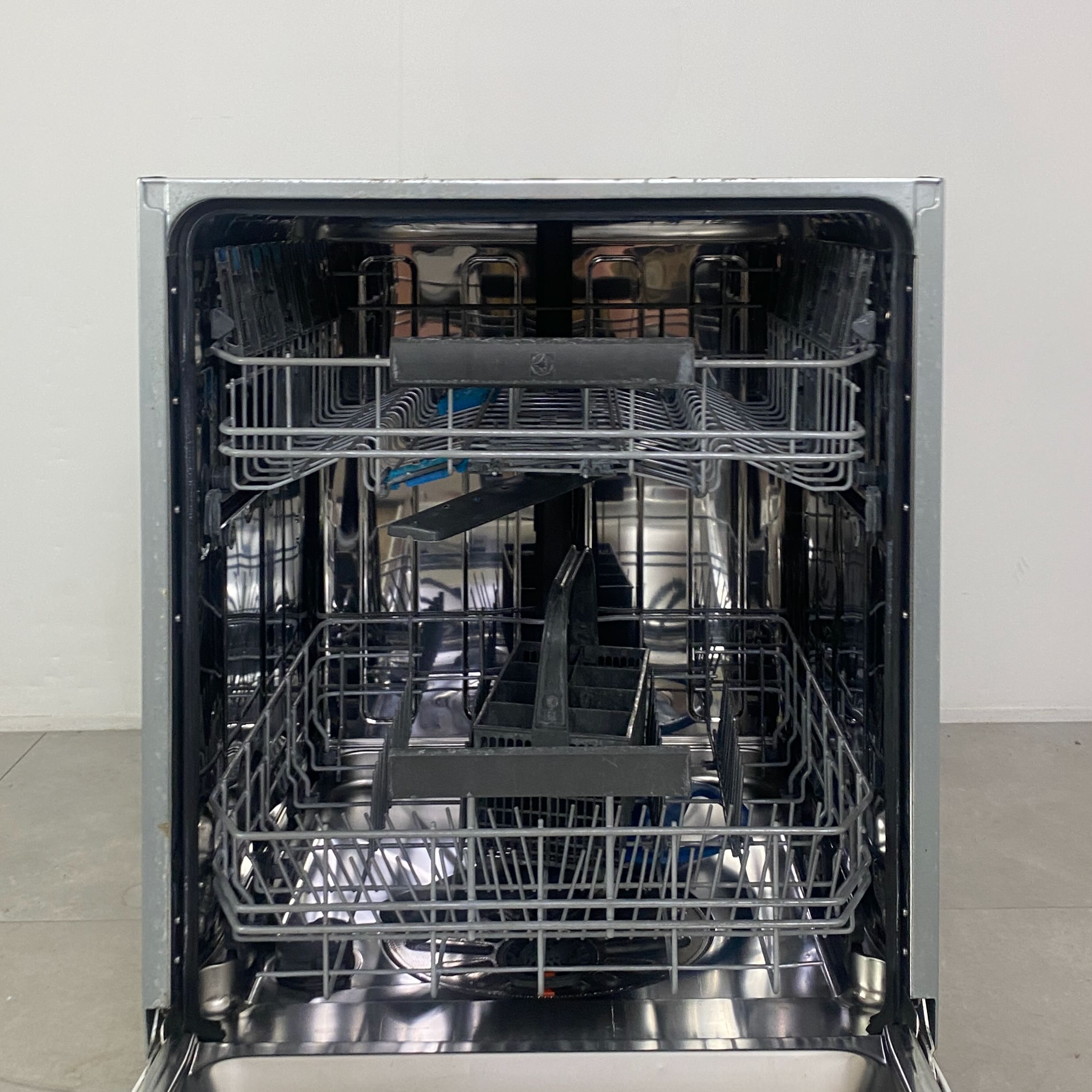 ELECTROLUX Diskmaskin ESF7540ROW K2394 - Bild 2