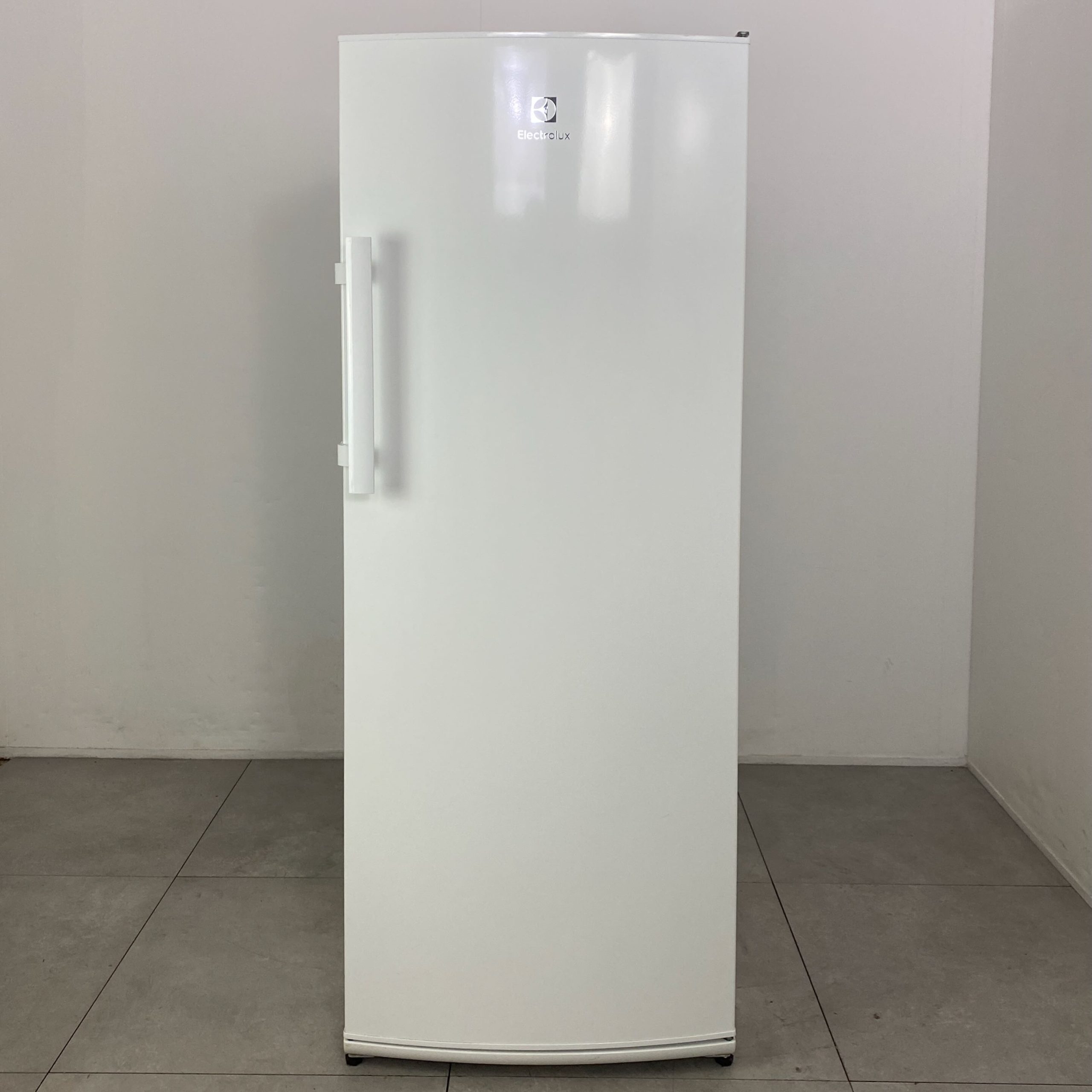 ELECTROLUX Kylskåp ERF3307AOW K2481