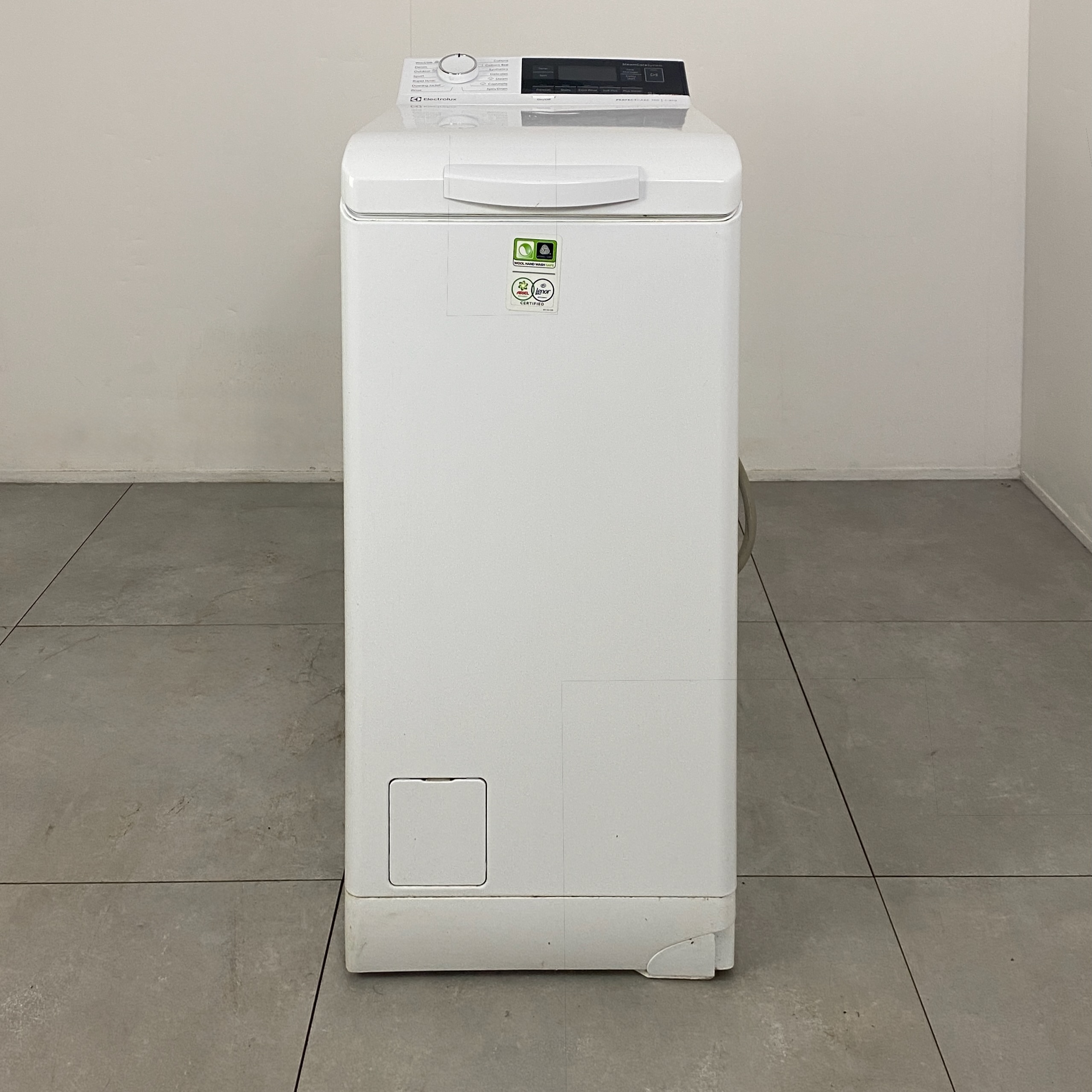 ELECTROLUX Toppmatad tvättmaskin EW7T6336G4 K2533