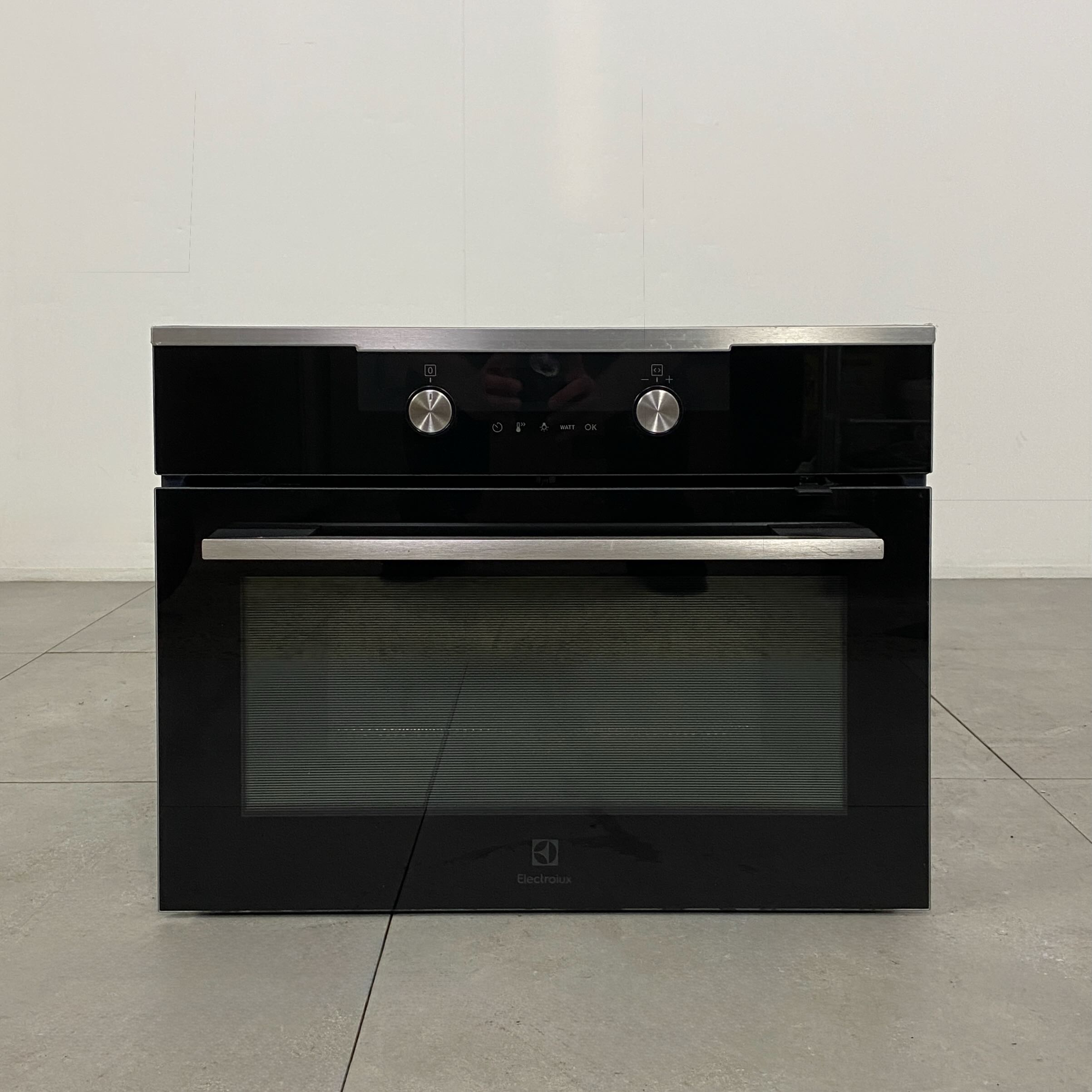 ELECTROLUX Serie 700 Kompaktugn med mikro CKM806CX K2764