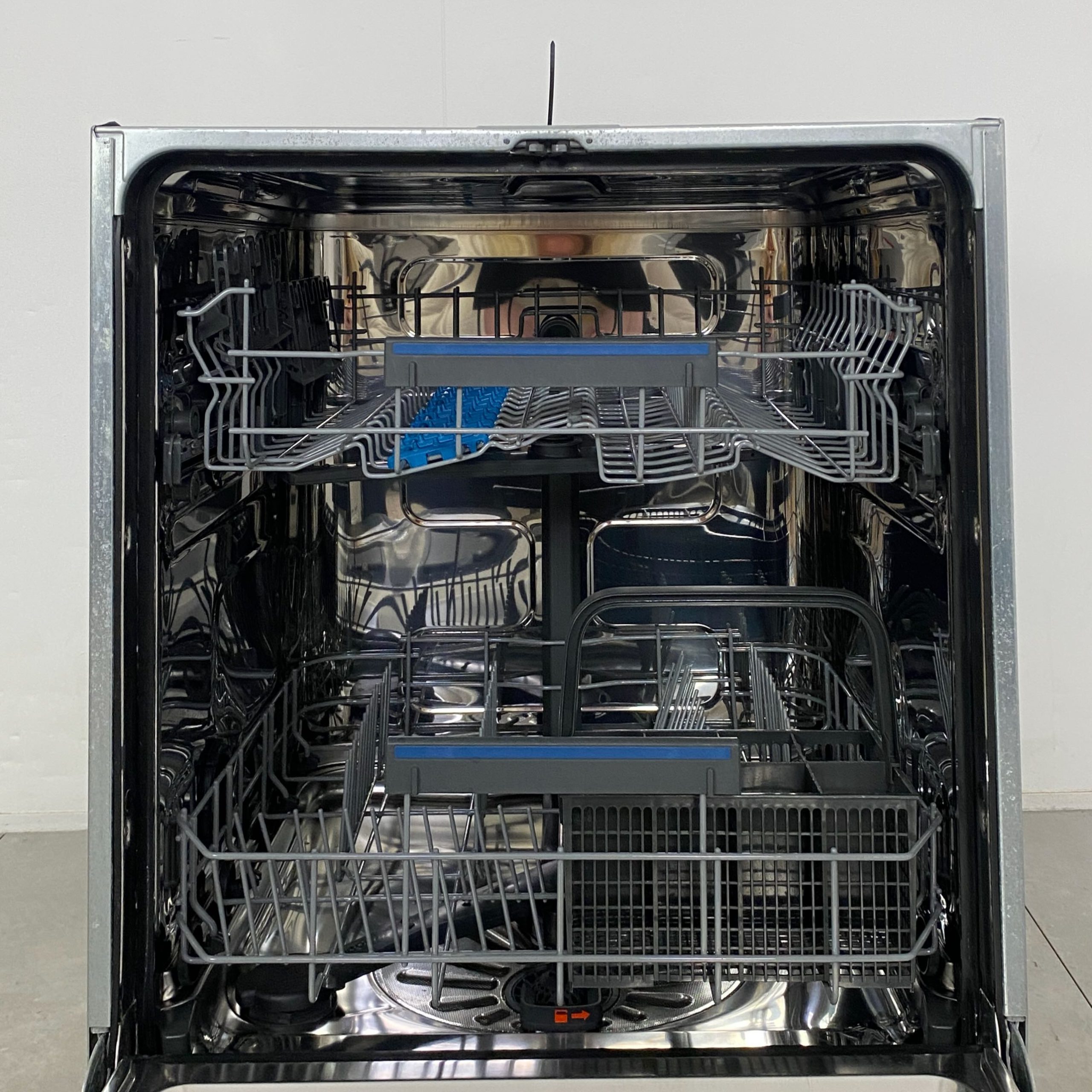 ELECTROLUX Diskmaskin EPA30073UW K2965 - Bild 2