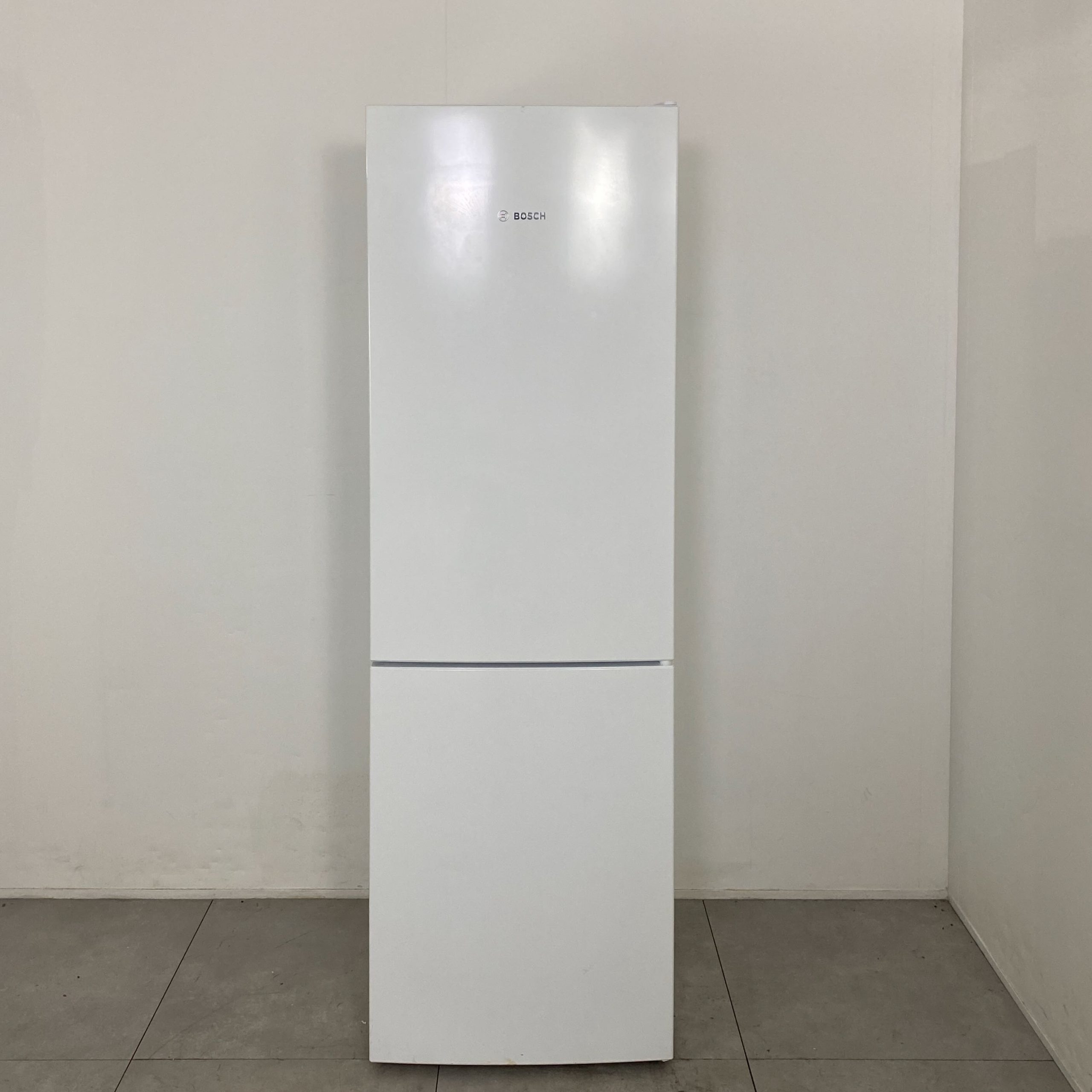 BOSCH Kyl/frys-kombi KGV36UW20S K2825
